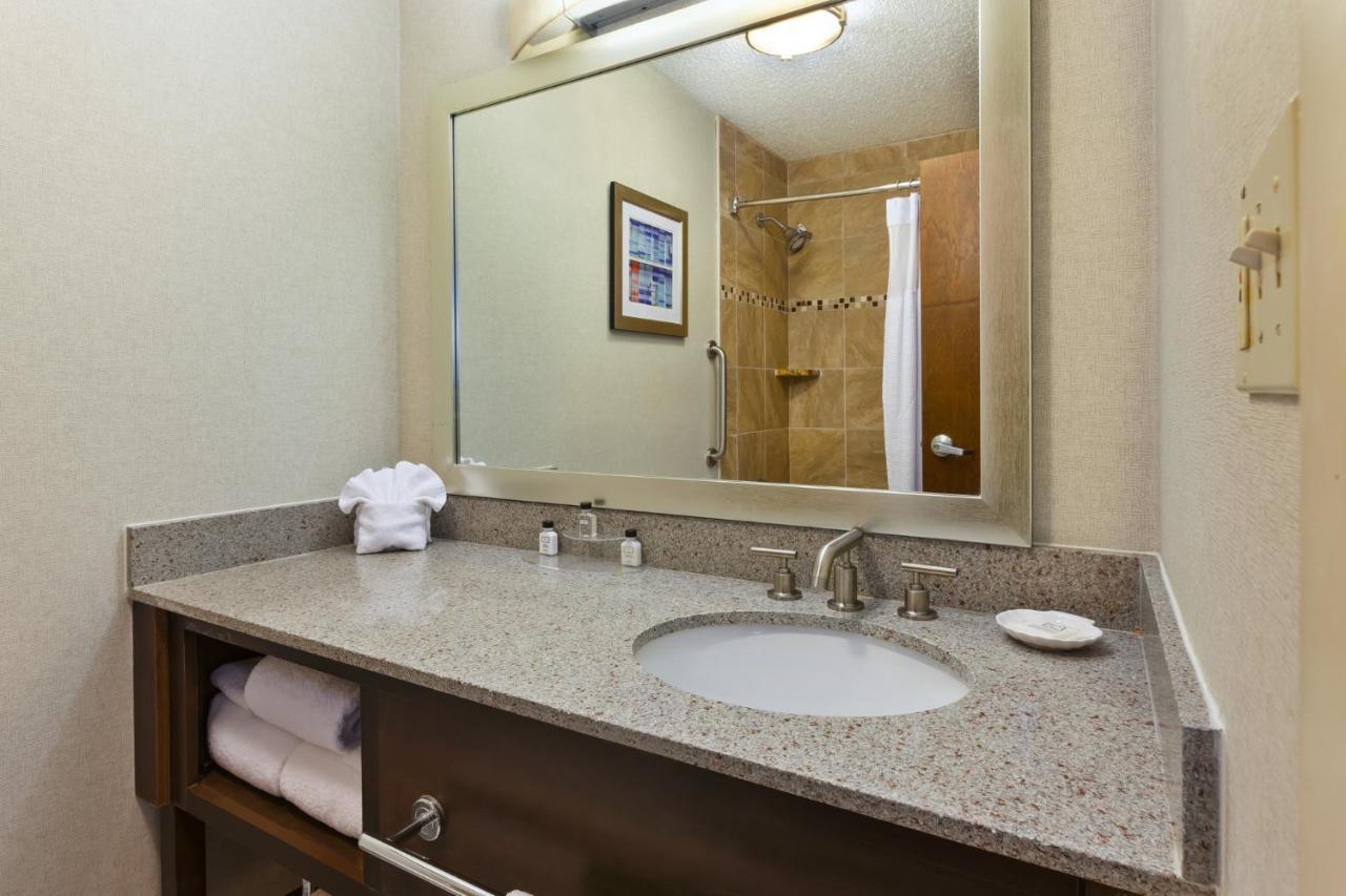 Crowne Plaza Columbus North - Worthington By Ihg Ξενοδοχείο Εξωτερικό φωτογραφία