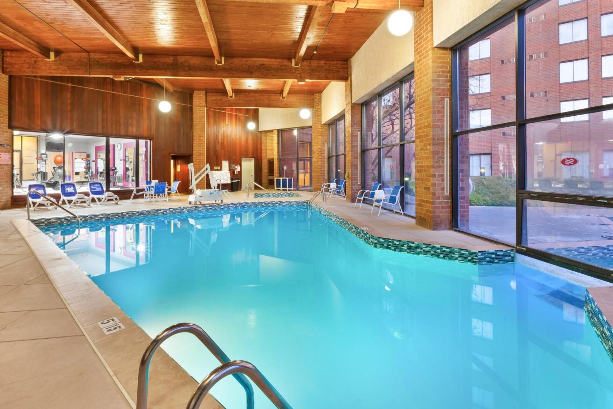 Crowne Plaza Columbus North - Worthington By Ihg Ξενοδοχείο Εξωτερικό φωτογραφία
